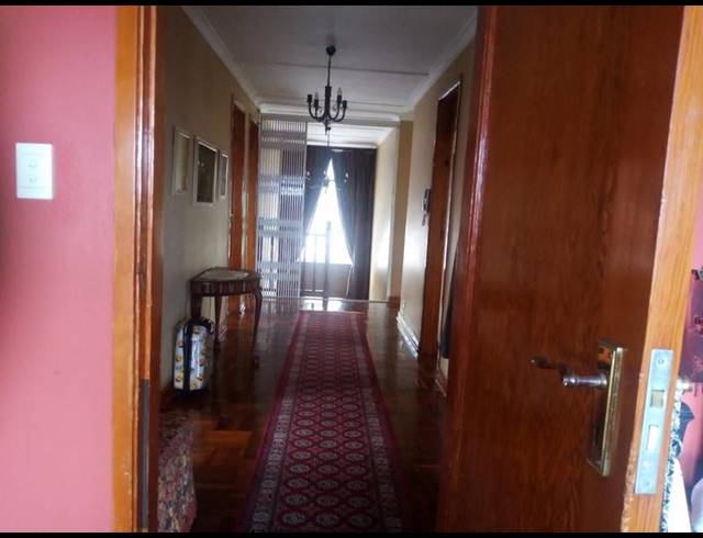 5 BEDROOM HOUSE FOR SALE IN GLENWOOD